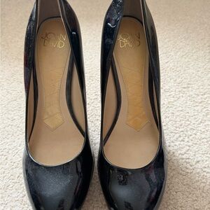 Joan & David Classic Black Women's Pumps